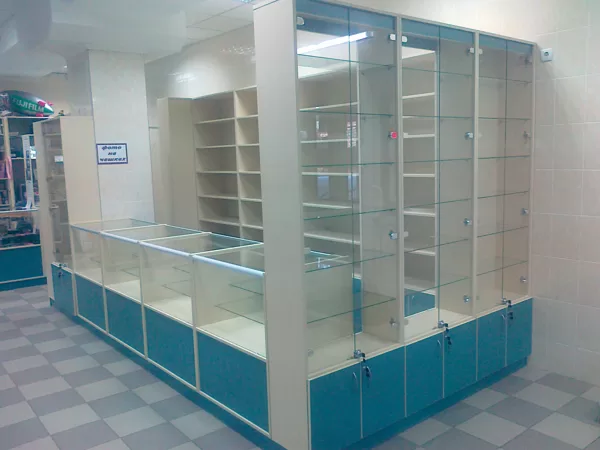 Витрины, мебель для магазинов и аптек